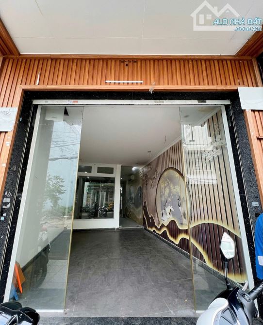 Cho thuê nhà 1 trệt 2 lầu khu D2D 1 sẹc Võ Thị Sáu giá chỉ 15 triệu - 1