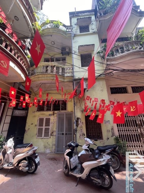Siêu phẩm Lò Đúc oto đỗ cửa. 27/30m.3 tầng.mt3.giá 7,6tỷ - 1