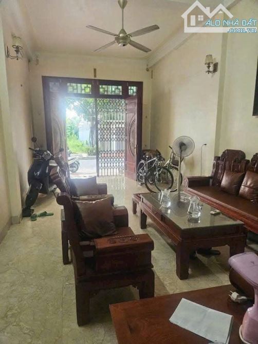 Bán nhà mặt đường Lê Ngọc Rư vị trí đẹp, gần về đường Đoàn Khuê - 1
