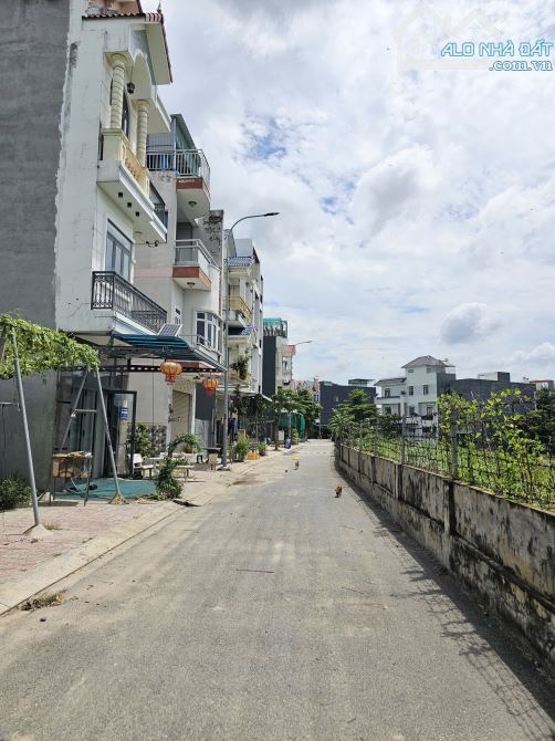 2,85Tỷ/Lô TL🔥Bán 2 lô đất Liền Kề 72m2 KDC Phú Gia Huy, p.Bình Chuẩn, Tp.Thuận - 1