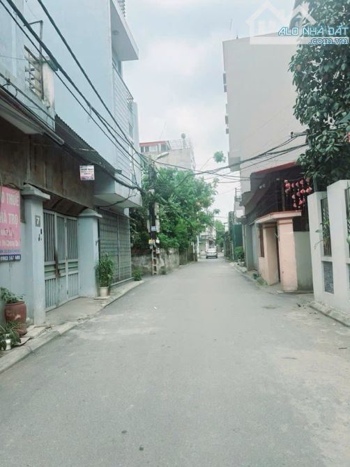 BÁN 42M² ĐẤT TRÂU QUỲ – GIA LÂM, GIÁ CHỈ 5.2 TỶ - NGÕ RỘNG ÔTÔ VÀO ĐẤT- TIỀM NĂNG TĂNG GIÁ - 1