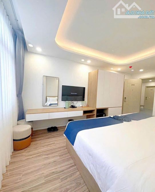 Cho thuê khách sạn mặt tiền Thủ Khoa Huân, Dalat - 1