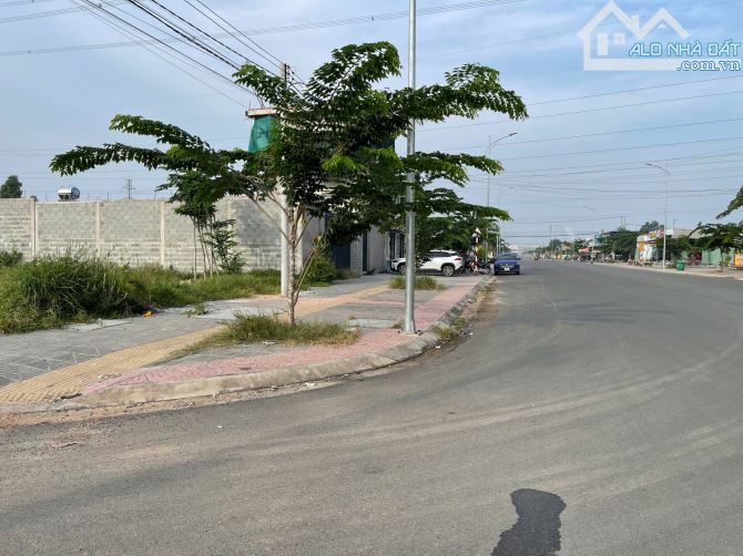 BÁN ĐẤT MẶT TIỀN ĐƯỜNG D10 - MỸ XUÂN - PHÚ MỸ. ĐƯỜNG RỘNG 30M - 1