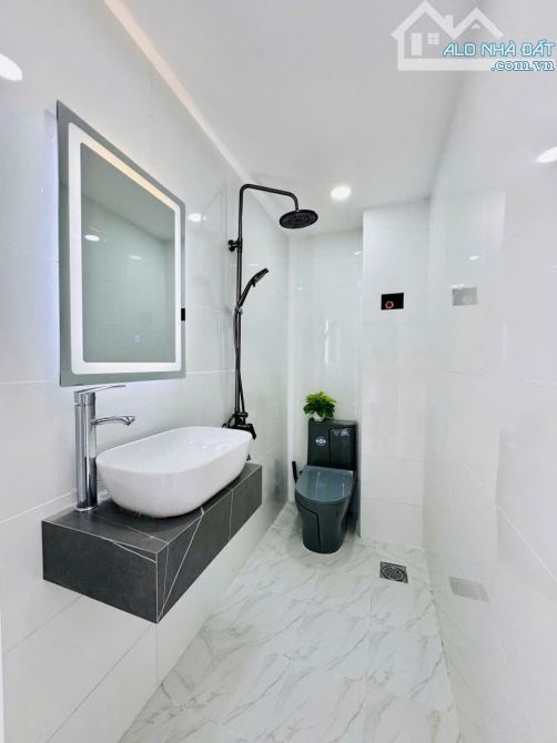 Bán nhà hẻm xe hơi thông đường Phạm Văn Chiêu, P.16, 4 x 10, 3 tầng giá 5.39 tỷ tl - 1