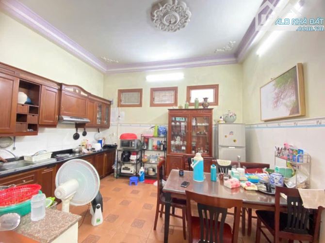 🏠DỊCH VỌNG, 85M x 5T, MT 4.3M VUÔNG ĐẸP, 50M RA PHỐ Ô TÔ TRÁNH NHÀ RỘNG Ở SƯỚNG 🥰 - 1