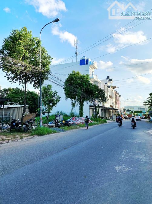 Nền đường Trần Minh Sơn khu TĐC Đại học Y Dược Cần Thơ - 1
