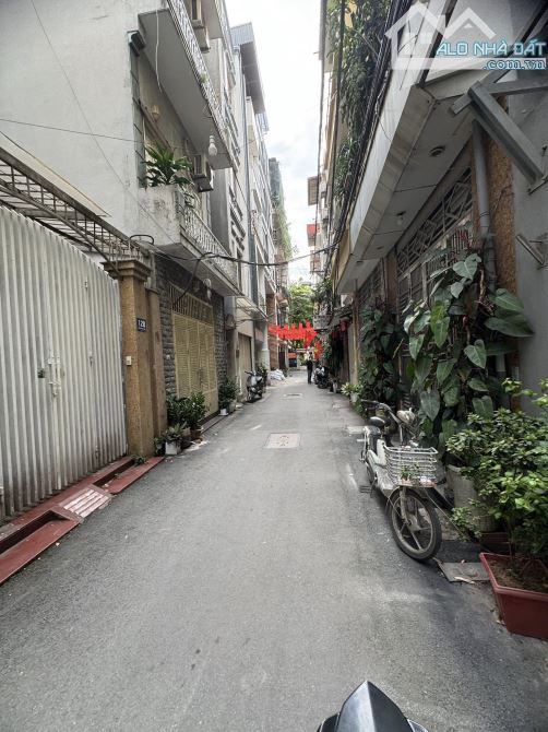 SIÊU PHẨM THANH XUÂN - LÔ GÓC - Ô TÔ VÀO NHÀ 105m x 3 T, mt 4,5m - 1