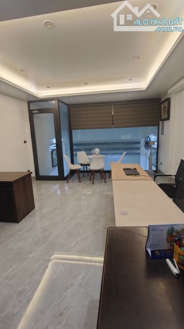 Cho thuê Văn Phòng Thanh Xuân  DT 50m2_full đồ_Có thang máy_chỗ để xe giá 6.5tr/th - 1