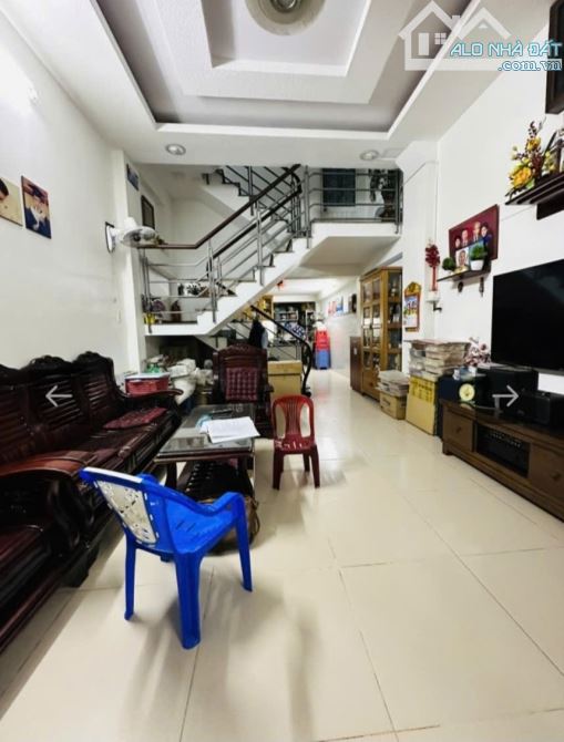 Bán Nhà Mặt Tiền Ngay Chợ Trần Văn Quang - Lạc Long Quân P10 Tân Bình 4x20  3L 6P 12 Tỷ - 1
