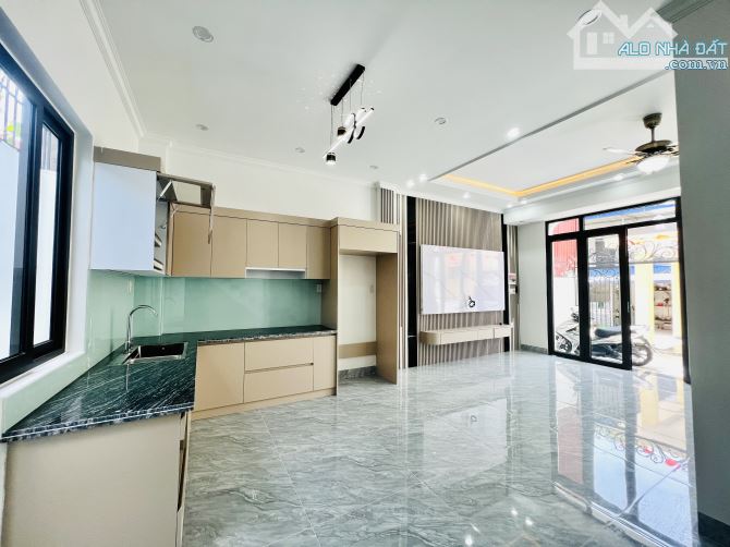 Bán nhà hơn 60m2, 3 tầng mới Sở Dầu, Hồng Bàng 2,x tỷ. - 1