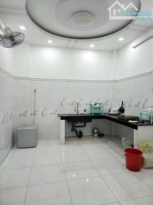 [Q6] Nguyễn Văn Luông lô gốc - 57m2 - 2T BTCT + sân thượng + 2PN 2WC - kế chợ Phú Lâm - 1