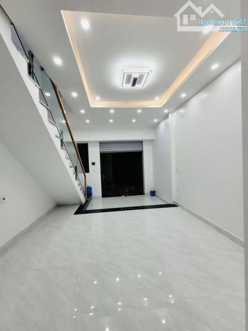 Bán nhà 2 tầng mới Hùng Vương, Hồng Bàng chỉ 1,95 tỷ. - 1