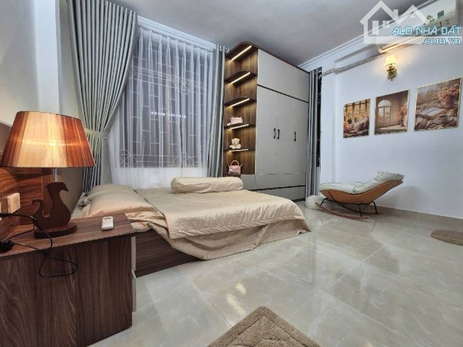 Siêu hiếm! Nhà phố Bạch Mai full nội thất ở ngay chỉ hơn 4 tỷ, quy hoạch ổn định.