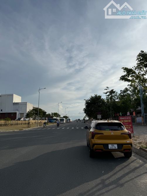 BÁN LÔ ĐẤT 140M2 NAM VIỆT Á GIÁ 6TYX NGANG 7M, 500M RA BIỂN GẦN LÊ VĂN HIẾN - 1