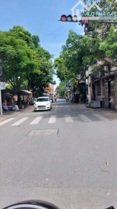 Giá H.IẾM phố Thanh Am 60m2- 4 phòng ngủ- 6.6 tỷ, dân xây chắc chắn,gần phố Nam Đuống - 1