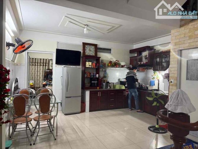 💥 Bán gấp nhà 3 tầng MT Lê Đại Hành – ngay Nguyễn Hữu Thọ- Mặt tiền kinh doanh sầm uất - 1