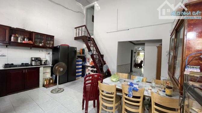 🏫Bán Nhà Chính Chủ : Mặt Tiền Đường Hòa Mỹ.  🌹DT 148m2 - (6×25m) sổ đẹp vuông vức.  🎄Vị - 1