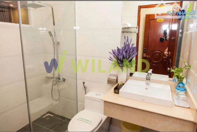 BÁN KHÁCH SẠN MẶT TIỀN KHU Á CHÂU 6 TẦNG HOÀN CÔNG CÓ PCCC, ĐÔNG KHÁCH CHỈ 22 TỶ - 1