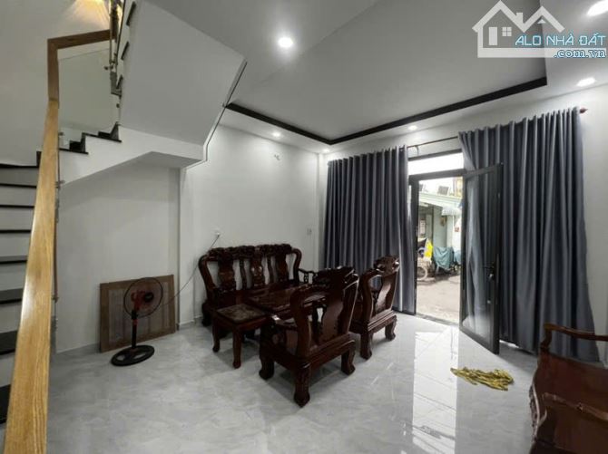 Gấp bán - Hẻm ô tô - Nhà mới 2 tầng 36.2m2 ( 4.5x8) - Gần cầu Bình Lợi - Tiện ích đầy đủ - 1