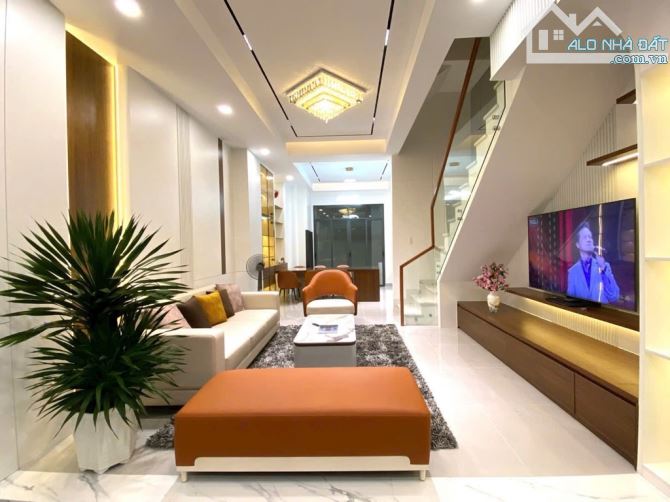 NHÀ MỚI ĐẸP , DIỆN TÍCH , 81 M2 , GIÁ ,9,7 tỷ,  HUỲNH TẤN PHÁT Q7 - 1