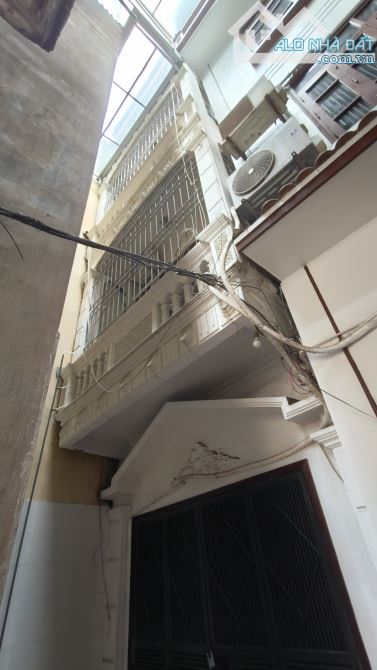 Bán nhà phố Thịnh Liệt giáp bờ sông Sét , giá 5ty8 có gia lộc - 1