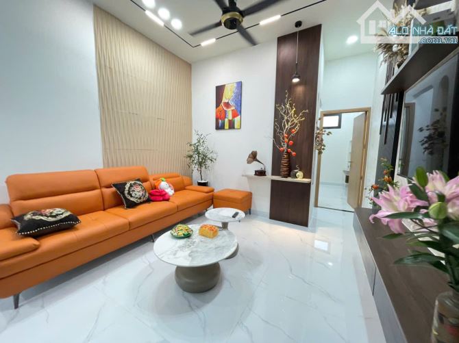 💥Nhà 2 Mê,TC 4*15,4m ,hẻm Cù Chính Lan,Gần Hoa Viên,gần Đinh Tiên Hoàng,nhiều lô khác - 1