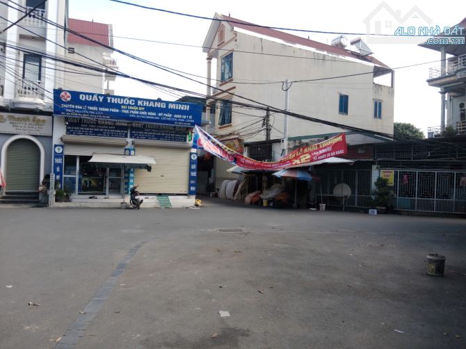 ĐẠI MẠCH 65M2 - FULL THỔ CƯ - SẴN NHÀ C4 ĐANG CHO THUÊ - Ô TÔ ĐỖ CỬA - 10M RA Ô TÔ TRÁNH - 1