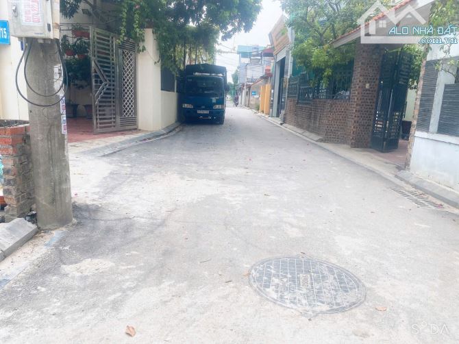 Bán đất đẹp chỉ hơn 4 tỷ, 62m2 MT 4,08 nở hậu thôn Đoài, Nam Hồng. - 1