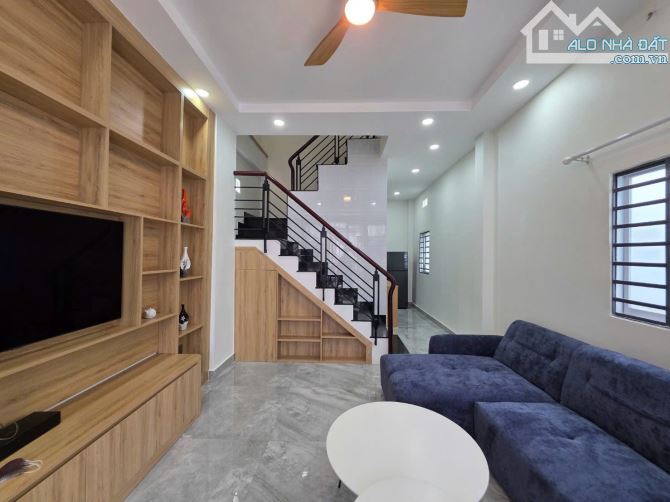 Căn Góc 2 Mặt Tiền Lô Nhì Đường Trần Xuân Soạn, Quận 7 – Cách Mặt Tiền 15m - 1