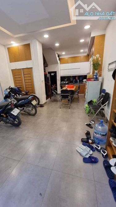 HIẾM CÓ KHÓ TÌM – NHÀ LÔ GÓC 4 TẦNG MẶT TIỀN RỘNG TẠI PHỐ YECXANH – Ô TÔ ĐỖ CỬA. - 1