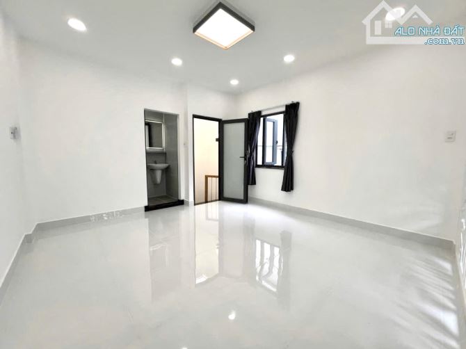 KHU PHAN XÍCH LONG - SÁT Q.1 - TRUNG TÂM PHÚ NHUẬN - CHỈ 6.x TỶ HƠN - 1