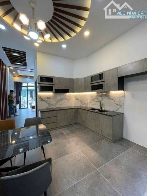 Bán nhà Mặt tiền Trần Thủ Độ, 4 tầng chỉ 8.9 tỷ thương lượng - 1