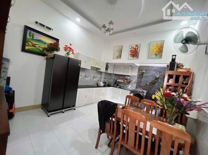 GẤP BÁN GIẢM 500TR NHÀ SHR 60M2 – QUẬN 7 – CHỈ 4 TỶ - 1