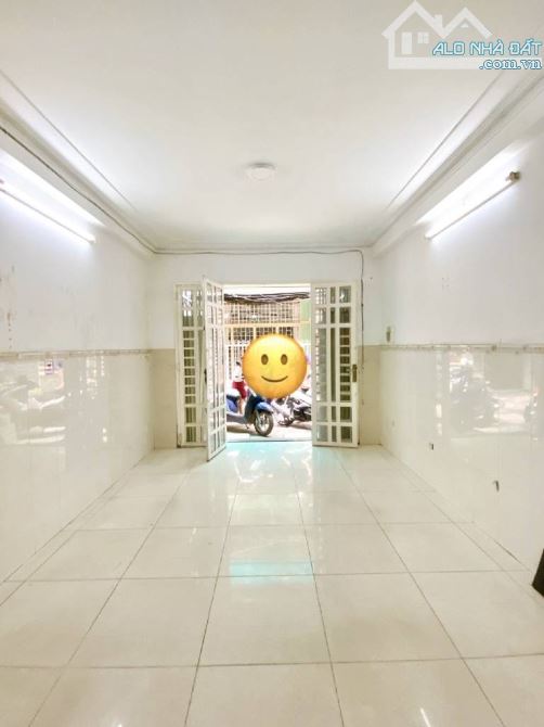 BÁN NHÀ QUẬN 10 ĐƯỜNG 3tháng2- HẺM XE HƠI 5m THÔNG 4 HƯỚNG- 35m2-5 TẦNG BTCT- GIÁ 8,8 tỷ. - 1