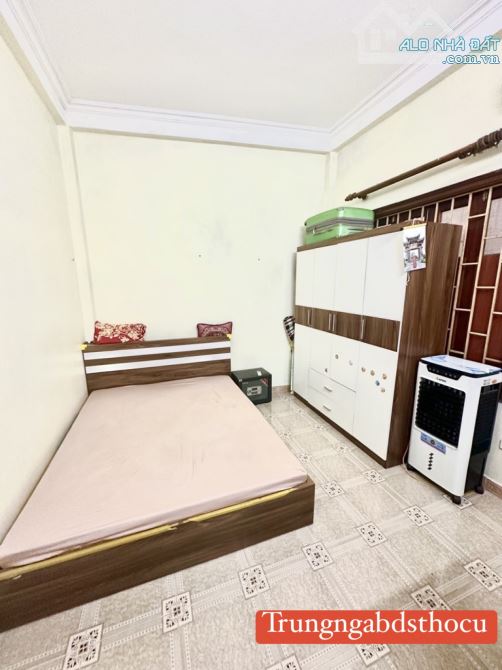 La khê nhà dân xây vị trí trung tâm quận giao thông thuận tiện ô tô dừng đỗ ngày đêm - 1