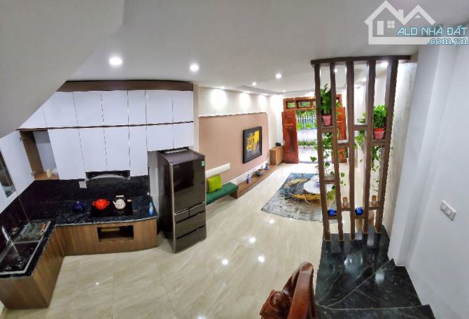BÁN NHÀ PHỐ BÁT KHỐI – NHÀ MỚI – Ô TÔ TRÁNH – FULL NỘI THẤT – 7 TỶ - 1