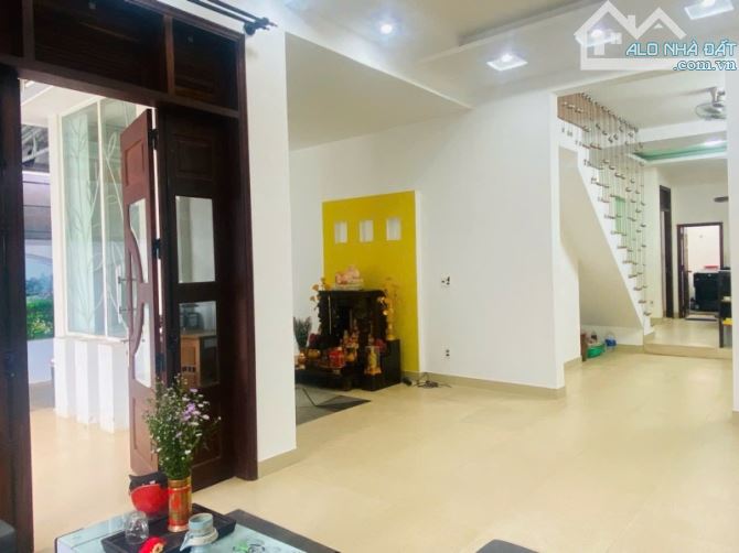 NHÀ BIỆT THỰ HẺM QUANG TRUNG, DT 10X26, GIÁ 6 TỶ - 1