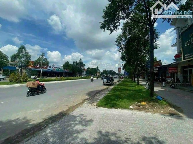 Bán nhà 1 lầu 1ST mặt tiền Võ Văn Kiệt p.An Hoà tuyến đường gần sân bay dt 4.26m x 16.74m - 1