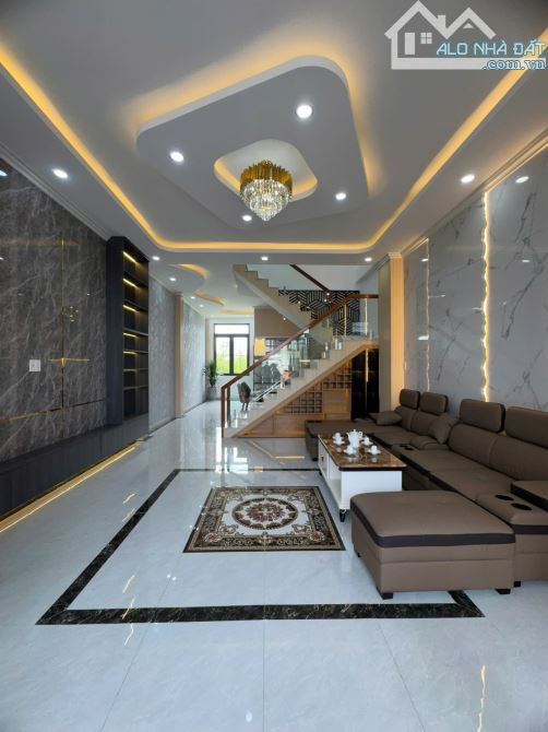Bán nhà mới xây khu công nghiệp Cầu Tràm,87m2(5x17),1 trệt 1 lầu,2pn,3wc,SHR,2tỷ690 - 1