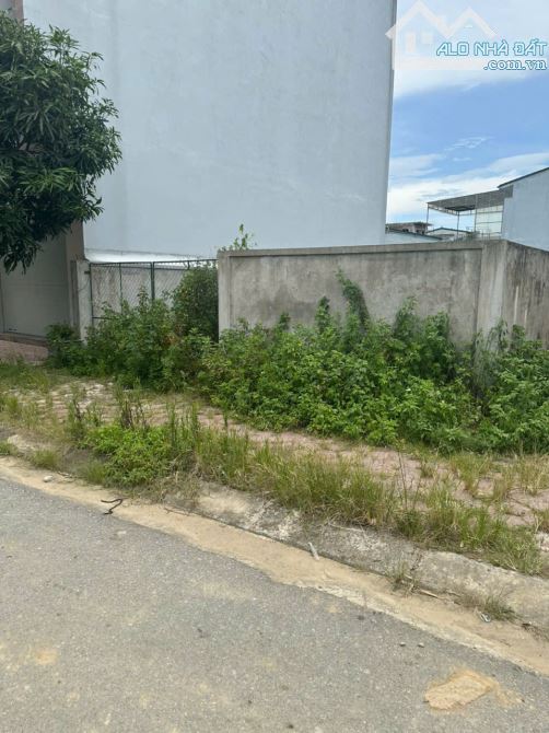 BÁN LÔ ĐẤT VÀNG 162m2 ĐƯỜNG HOÀNG TRUNG THÔNG, YÊN DUỆ, ĐÔNG VĨNH - 1