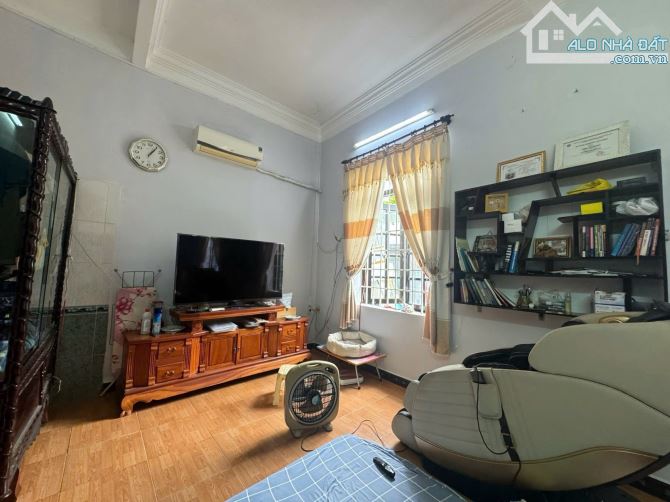BÁN BIỆT THỰ VƯỜN CHIỀU NGANG 11,5m ĐƯỜNG LÊ VĂN TÁM RỘNG 10m , CÁCH BIỂN 1,5km - 1