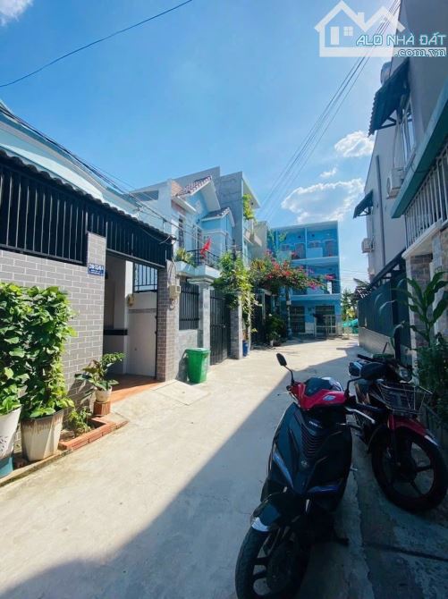 NHÀ C4 TĂNG NHƠN PHÚ A - DÒNG TIỀN SẴN - HẺM Ô TÔ TẢI - GIÁ CỰC HIỂM CHỈ NHỈNH 5 TỶ - 1