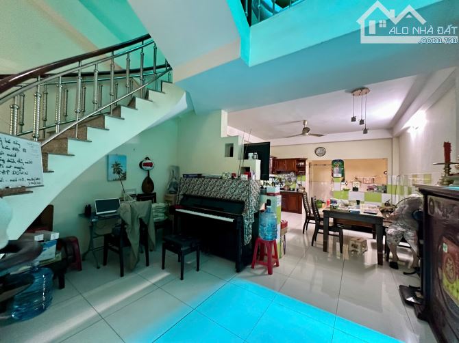 Nhà Cho Thuê Nguyên Căn Hẻm Trường Sa Bình Thạnh - 1