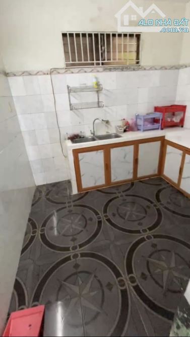 ♣ Nhà Kiệt gần đường Núi Thành khu Đại Học, 45m2, lửng đúc, 2.x tỷ - 1