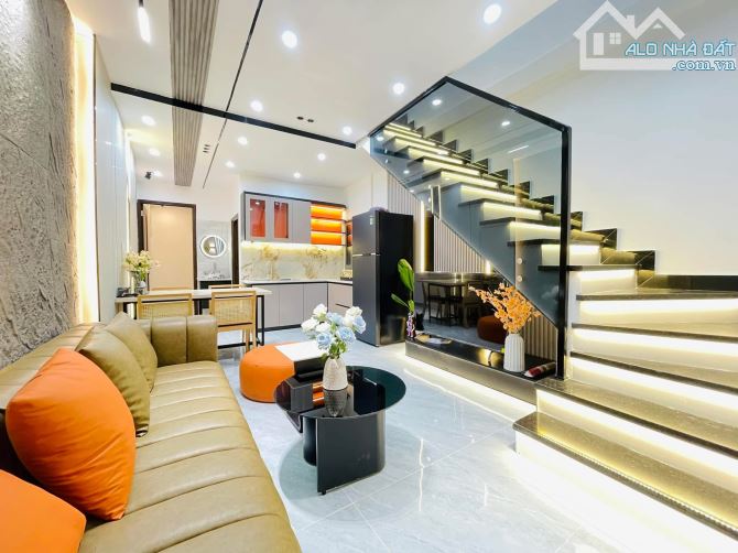 Cho thuê nhà 3 tầng kiệt Hùng Vương - Đà Nẵng - 1