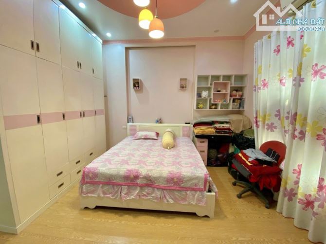 Bán nhà phố Nguyễn Hoàng, ô tô tránh, mặt tiền rộng, 55m2 5 tầng 19.3 tỷ - 1