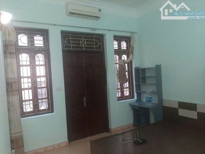 Cho thuê nhà liền kề ngõ Phương Liệt, Phương Liệt, Thanh Xuân. DT 65m x 4 tầng, giá 14tr - 1