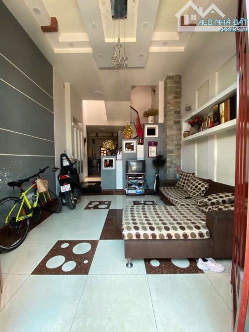 QUẬN 10 - NGAY HỌC VIỆN HÀNH CHÍNH 3 THÁNG 2 - 61M2 4 TẦNG, (4x14.5) NỞ HẬU TÀI LỘC - 1