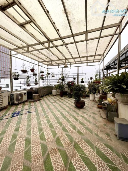 BÁN TÒA NHÀ CCMN ĐƯỜNG TAM KHƯƠNG. 100M2 - 7 TẦNG. THANG MÁY. 14 PHÒNG. - 12