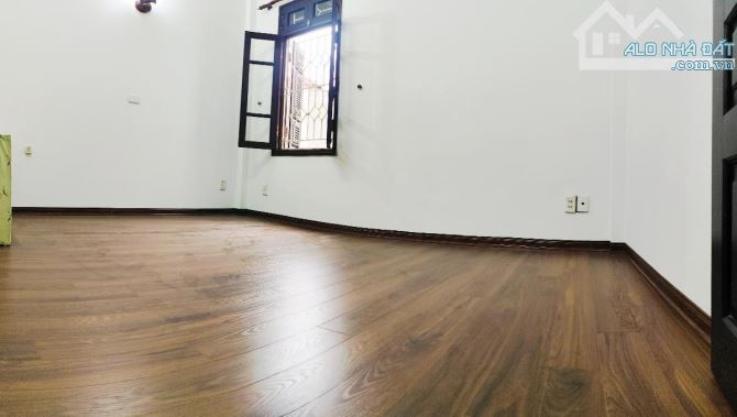NGỌC KHÁNH-LA THÀNH-50Mx4TẦNG-MT4M-TT BA ĐÌNH-2THOÁNG TRC SAU-NGÕ THÔNG-11TỶ - 13